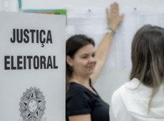 Todos os candidatos e candidatas constar&atilde;o nas mais de 17,5 mil urnas eletr&ocirc;nicas de Santa Catarina. 