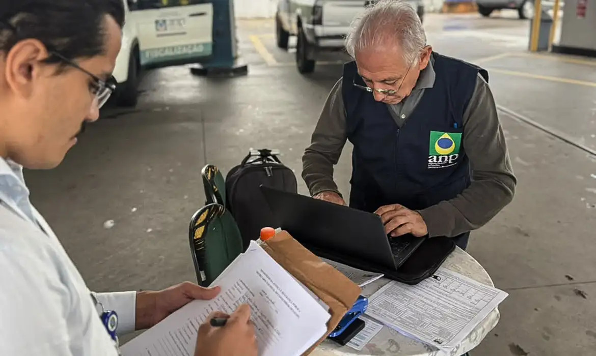 ANP aplicou R$ 200 milhões em multas por alta abusiva de combustíveis
