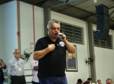 O candidato participou de encontro com mais de 400 apoiadores em Sider&oacute;polis na noite de quinta-feira.