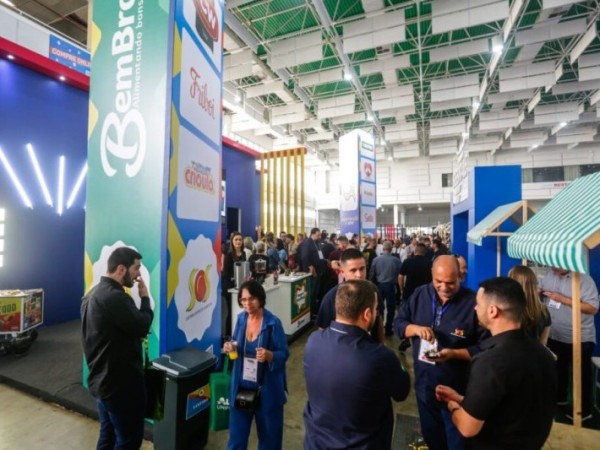 Em espa&ccedil;o coletivo, 26 empresas catarinenses exp&otilde;em seus produtos na 5&ordf; edi&ccedil;&atilde;o do maior evento de food service do Sul do pa&iacute;s.
