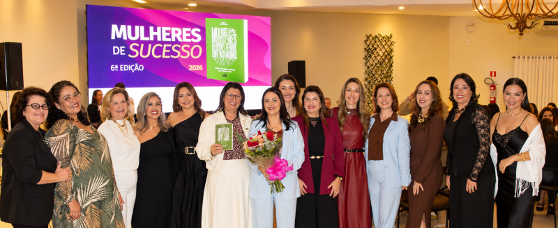 A programação contou com palestra, lançamento de livro, desfile de moda e apresentação artística.