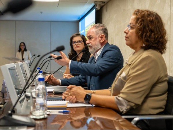 A implementa&ccedil;&atilde;o do C&oacute;digo Florestal superou a barreira do cumprimento legal e passa a ser considerada um ativo estrat&eacute;gico para a inser&ccedil;&atilde;o do Brasil nos mercados globais e na agenda do clima internacional.