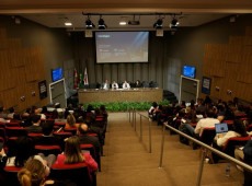 Programa de Atendimento ao Superendividado do MPSC foi apresentado durante o evento. Coordenador-estadual do Gaeco tamb&eacute;m foi um dos palestrantes no Congresso.