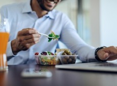 Planejar as alimenta&ccedil;&otilde;es no trabalho &eacute; importante para manter a qualidade das refei&ccedil;&otilde;es.

