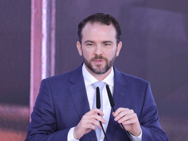 Ministro prev&ecirc; renegocia&ccedil;&atilde;o de R$ 90 bi em 3&ordf; fase do Desenrola
