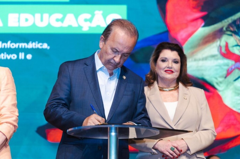 A iniciativa integra o esforço do Governo do Estado para ampliar e fortalecer o quadro de servidores efetivos da Educação. 
