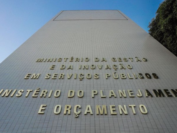 Governo libera R$ 5,2 bilh&otilde;es para refor&ccedil;ar assist&ecirc;ncia social e sa&uacute;de