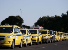 Governo autoriza contrato de R$ 30 bi para motoristas de aplicativos