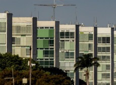 Contas do governo t&ecirc;m super&aacute;vit de R$ 4,8 bilh&otilde;es em setembro