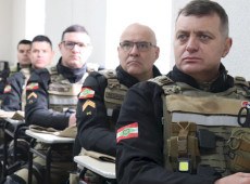  O treinamento visa o aperfei&ccedil;oamento t&eacute;cnico e operacional de policiais militares.