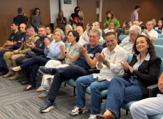 A Prefeitura de Florian&oacute;polis apresentou na quinta-feira, 29 de outubro, os servi&ccedil;os, a&ccedil;&otilde;es, eventos e novidades da Opera&ccedil;&atilde;o Ver&atilde;o que v&atilde;o marcar a temporada de 2026/2027 na cidade.