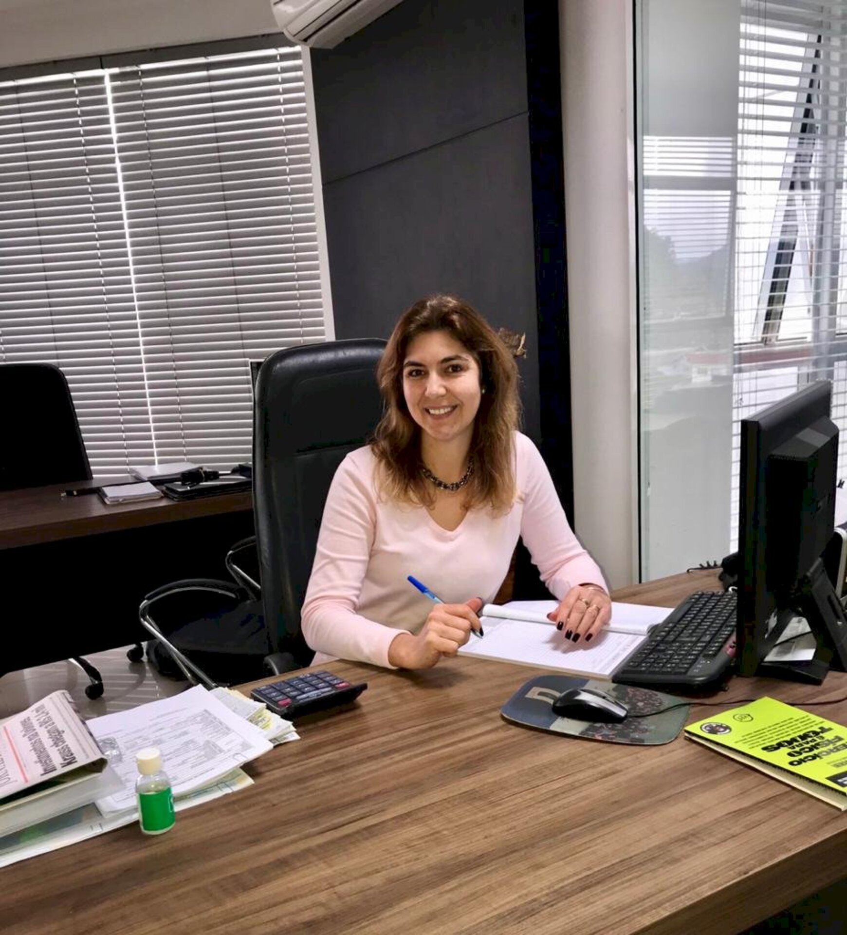 Juli Deschamps é diretora do Jornal Metas, de Gaspar